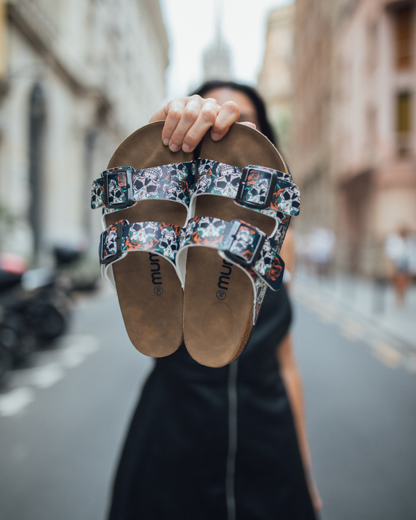 mumka-Calzado-mujer-Sandalias Calaveras y Rosas